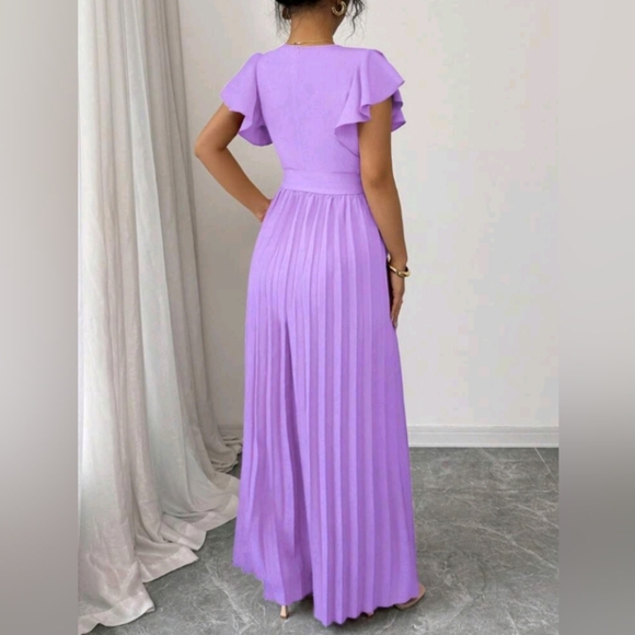 Women V-Neck Ruffled Sleeve Pleated Wide Leg Jumpsuit With Waist Cincher - Picture 2 of 5